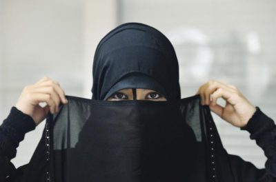 <b>زواج تعارف سعودية مطلقة قبيلية اربعينية ارغب مسيار من مطلق او ارمل او اعزب</b>