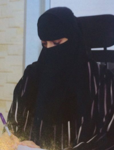<b>مطلقة سعودية موظفة معلمة للزواج ابحث عن زوج مثقف ابن حلال</b>